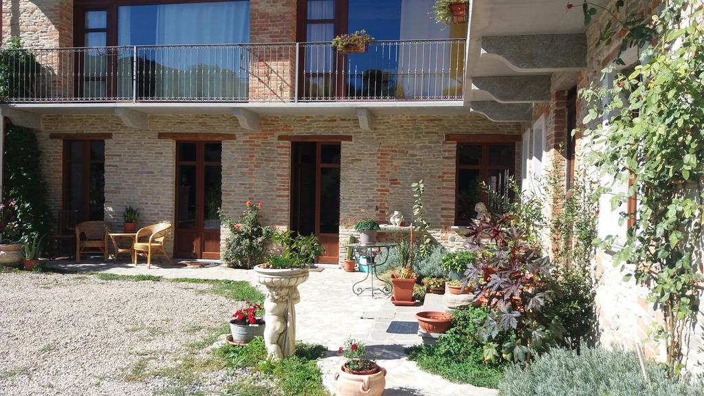 Agriturismo Ercolana Neviglie Εξωτερικό φωτογραφία